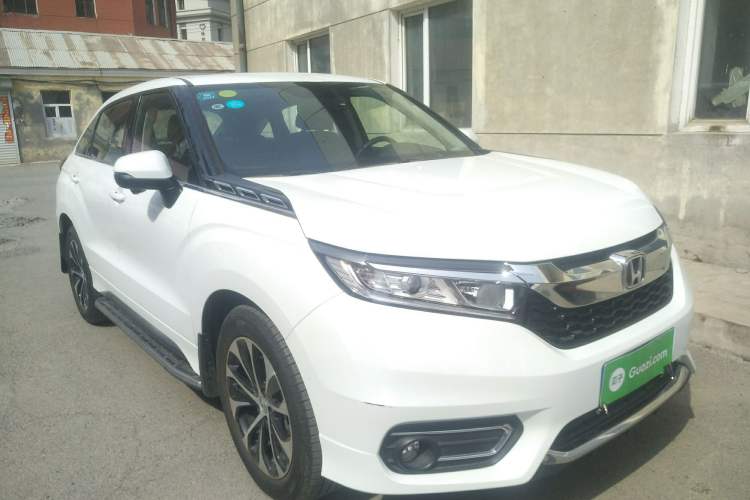 Used Honda Avancier 2017 240TURBO Two-Wheel Drive Luxury Edition Front Right 45 Deg