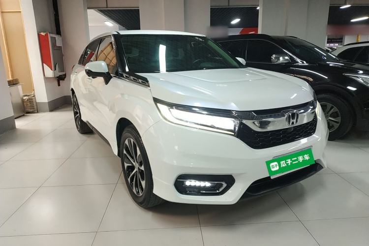 Used Honda Avancier 2017 240TURBO Two-Wheel Drive Premium Edition Front Right 45 Deg