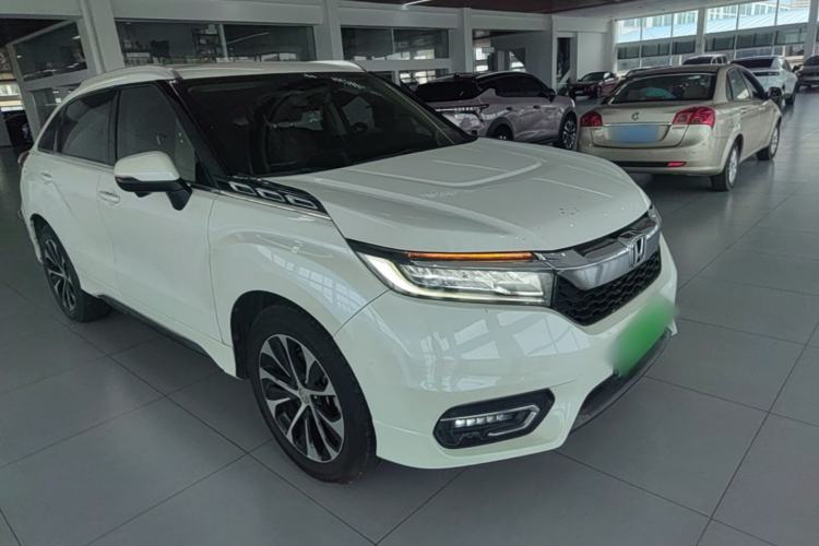 Used Honda Avancier 2017 240TURBO Two-Wheel Drive Premium Edition Front Right 45 Deg