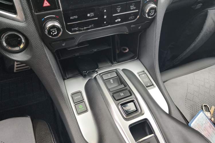 Used Honda Avancier 2017 370TURBO Four-Wheel Drive Prestige Edition Gear Lever