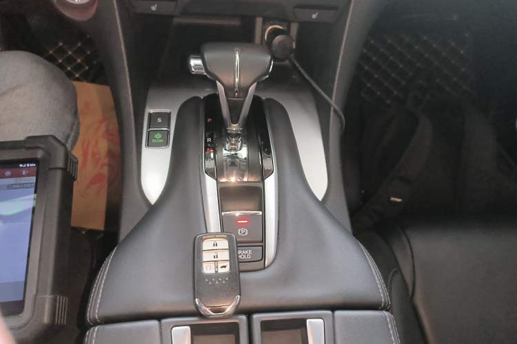 Used Honda Avancier 2017 240TURBO Two-Wheel Drive Premium Edition Gear Lever