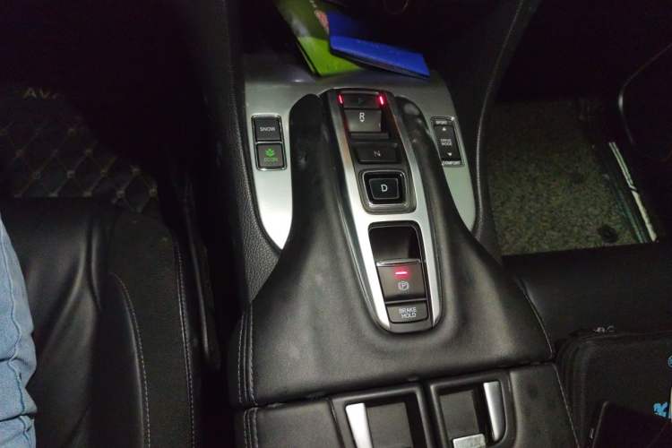 Used Honda Avancier 2017 370TURBO 2WD Luxury Edition Gear Lever
