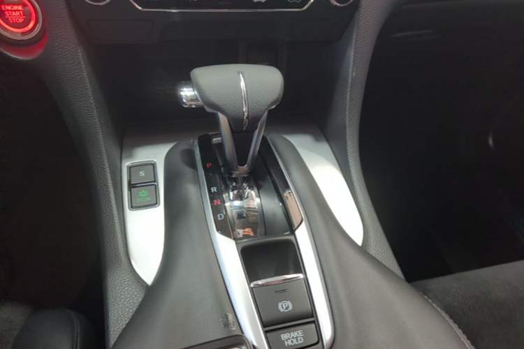 Used Honda Avancier 2017 240TURBO Two-Wheel Drive Elite Edition Gear Lever