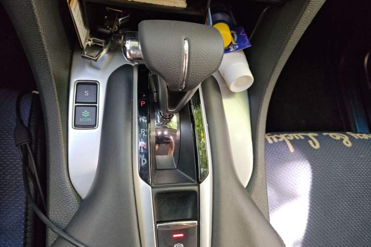 Used Honda Avancier 2017 240TURBO Two-Wheel Drive Elite Edition Gear Lever