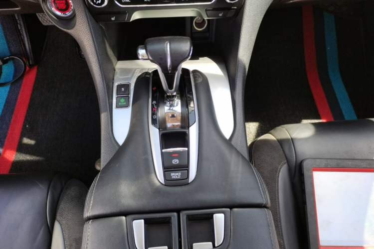 Used Honda Avancier 2017 240TURBO Two-Wheel Drive Luxury Edition Gear Lever
