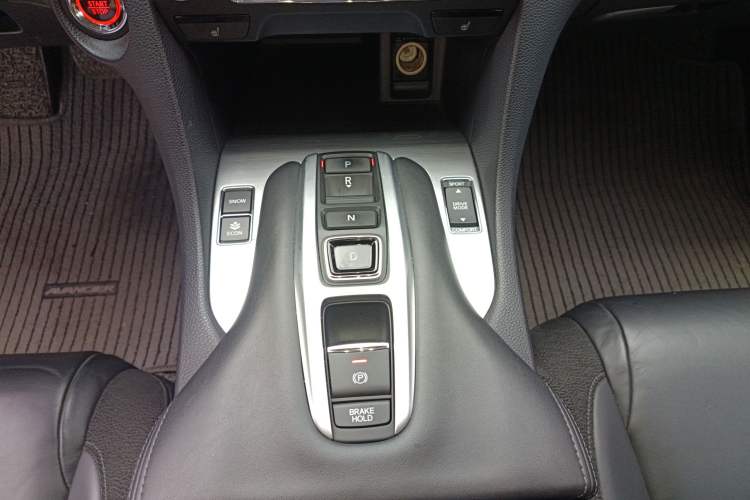 Used Honda Avancier 2017 370TURBO 2WD Luxury Edition Gear Lever