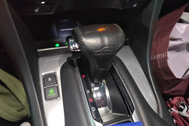 Used Honda Avancier 2017 240TURBO Two-Wheel Drive Luxury Edition Gear Lever