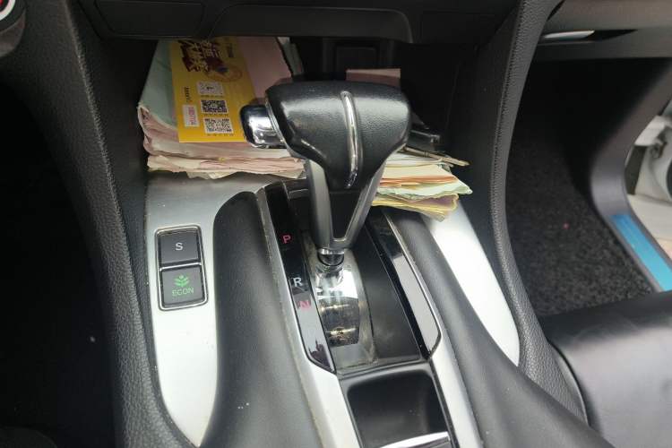 Used Honda Avancier 2017 240TURBO Two-Wheel Drive Comfort Version Gear Lever
