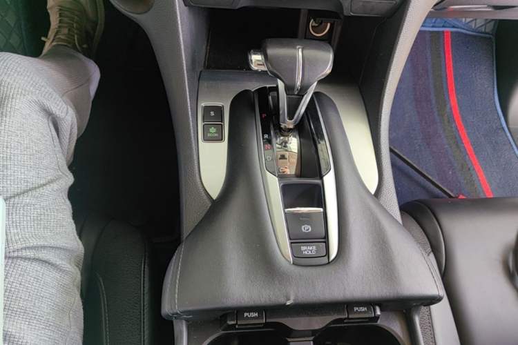 Used Honda Avancier 2017 240TURBO Two-Wheel Drive Comfort Version Gear Lever