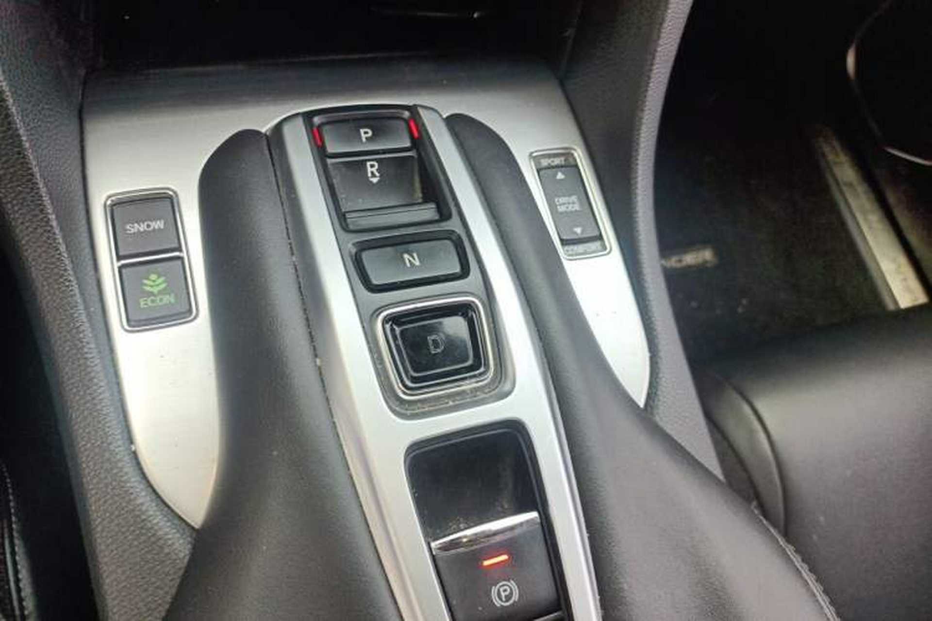 Used Honda Avancier 2017 370TURBO 2WD Luxury Edition Gear Lever