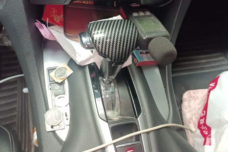 Used Honda Avancier 2017 240TURBO Two-Wheel Drive Elite Edition Gear Lever