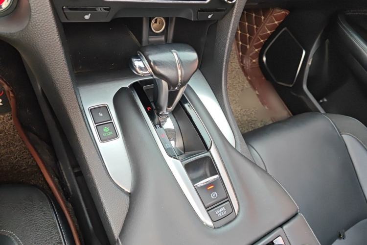 Used Honda Avancier 2017 240TURBO Two-Wheel Drive Luxury Edition Gear Lever
