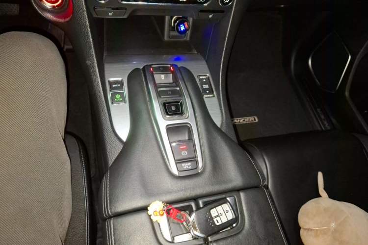 Used Honda Avancier 2017 370TURBO 2WD Luxury Edition Gear Lever