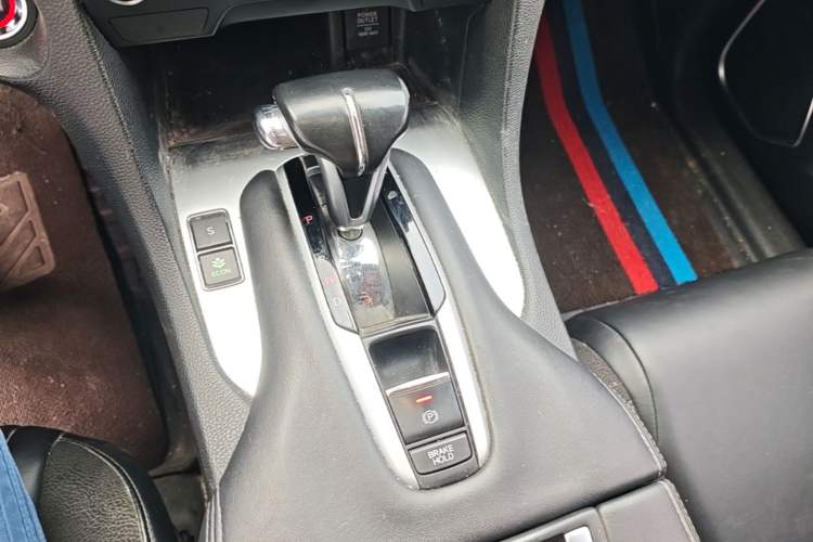 Used Honda Avancier 2017 240TURBO Two-Wheel Drive Comfort Version Gear Lever