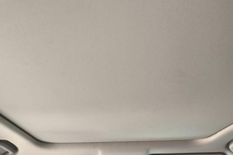 Used Honda Avancier 2017 240TURBO Two-Wheel Drive Premium Edition Headliner