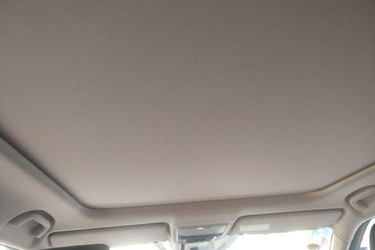 Used Honda Avancier 2017 240TURBO Two-Wheel Drive Luxury Edition Headliner
