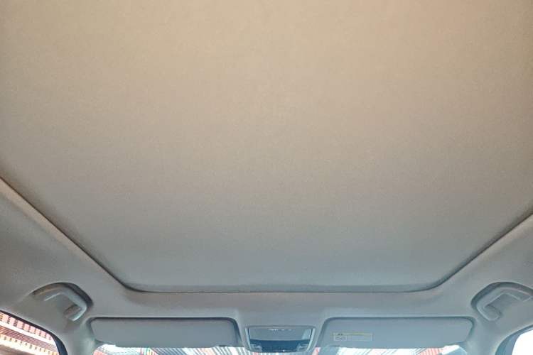 Used Honda Avancier 2017 240TURBO Two-Wheel Drive Luxury Edition Headliner