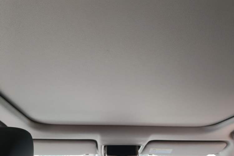 Used Honda Avancier 2017 240TURBO Two-Wheel Drive Luxury Edition Headliner