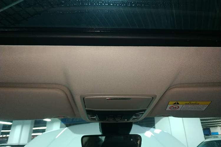 Used Honda Avancier 2017 240TURBO Two-Wheel Drive Premium Edition Headliner