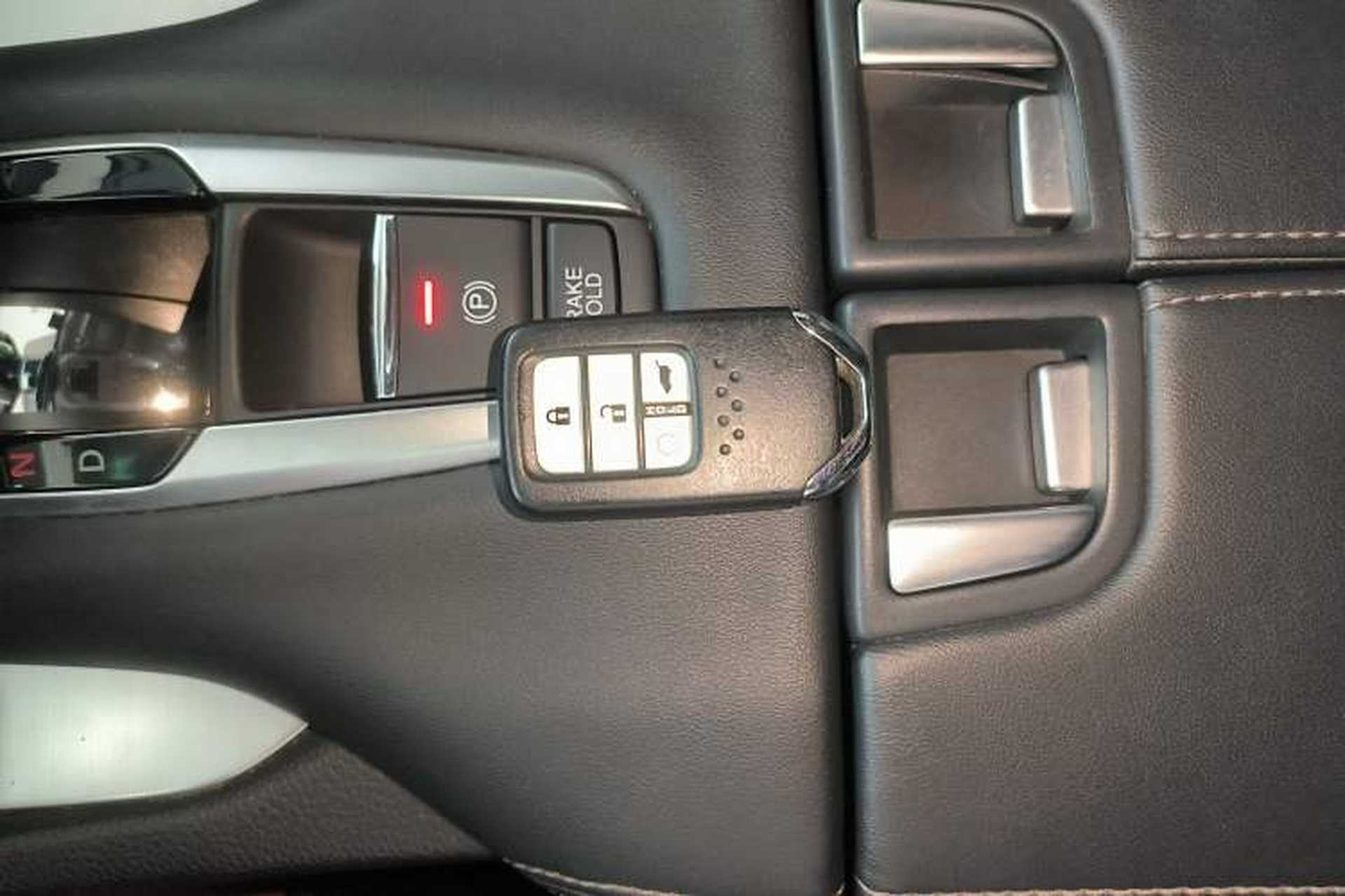 Used Honda Avancier 2017 240TURBO Two-Wheel Drive Premium Edition Interior 1