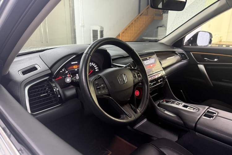 Used Honda Avancier 2017 370TURBO 2WD Luxury Edition Interior 1