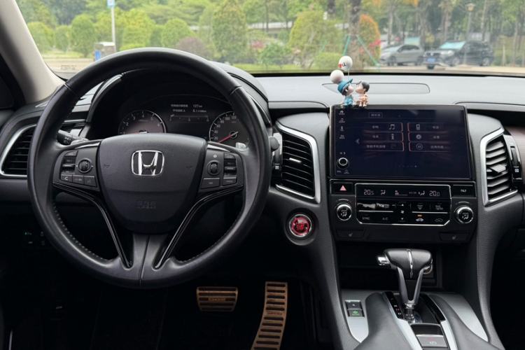 Used Honda Avancier 2017 240TURBO Two-Wheel Drive Premium Edition Interior 10