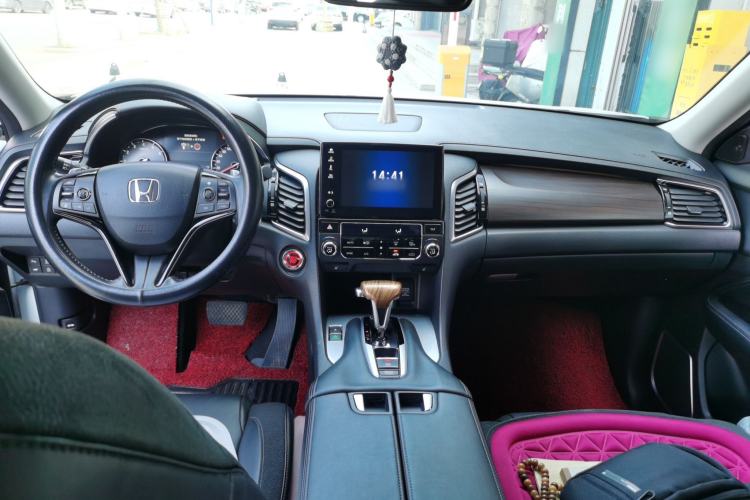 Used Honda Avancier 2017 240TURBO Two-Wheel Drive Premium Edition Interior 2