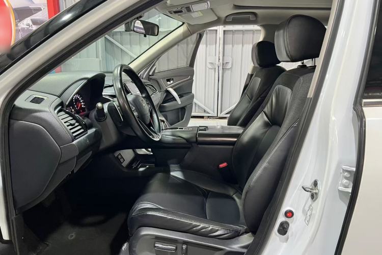 Used Honda Avancier 2017 240TURBO Two-Wheel Drive Comfort Version Interior 3