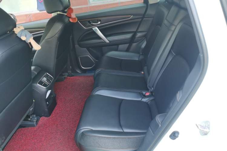 Used Honda Avancier 2017 240TURBO Two-Wheel Drive Premium Edition Interior 4