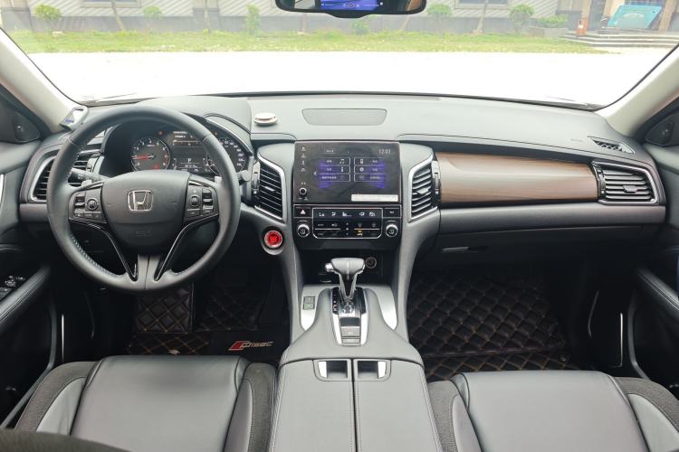 Used Honda Avancier 2017 240TURBO Two-Wheel Drive Comfort Version Interior 4
