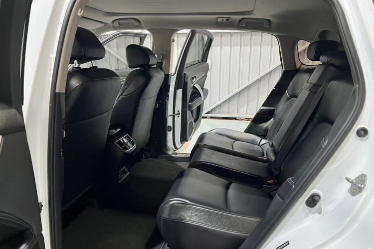 Used Honda Avancier 2017 240TURBO Two-Wheel Drive Comfort Version Interior 4