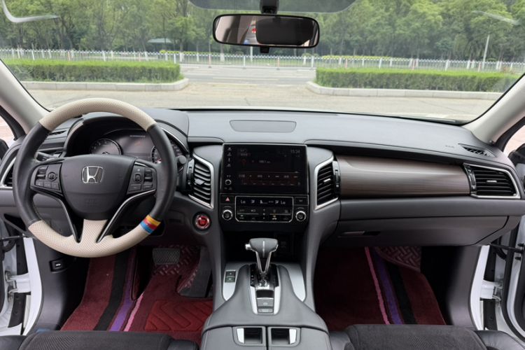 Used Honda Avancier 2017 240TURBO Two-Wheel Drive Elite Edition Interior 4