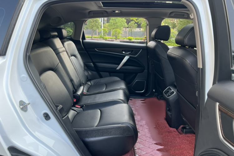 Used Honda Avancier 2017 240TURBO Two-Wheel Drive Premium Edition Interior 6