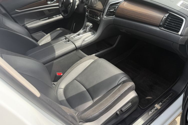 Used Honda Avancier 2017 240TURBO Two-Wheel Drive Luxury Edition Interior 6