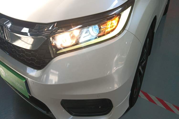 Used Honda Avancier 2017 240TURBO Two-Wheel Drive Comfort Version Left Front Headlight