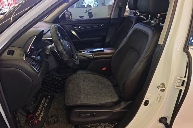 Used Honda Avancier 2017 240TURBO Two-Wheel Drive Elite Edition Left Front Seat