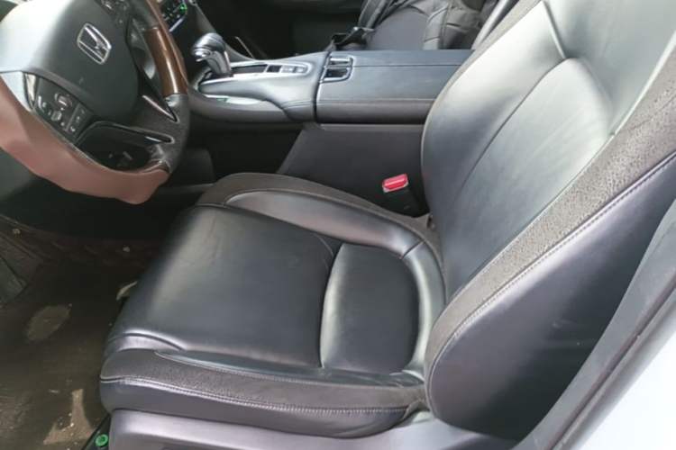 Used Honda Avancier 2017 240TURBO Two-Wheel Drive Premium Edition Left Front Seat