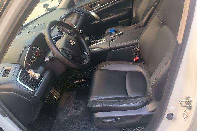 Used Honda Avancier 2017 240TURBO Two-Wheel Drive Premium Edition Left Front Seat