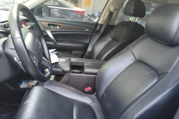 Used Honda Avancier 2017 370TURBO 2WD Luxury Edition Left Front Seat