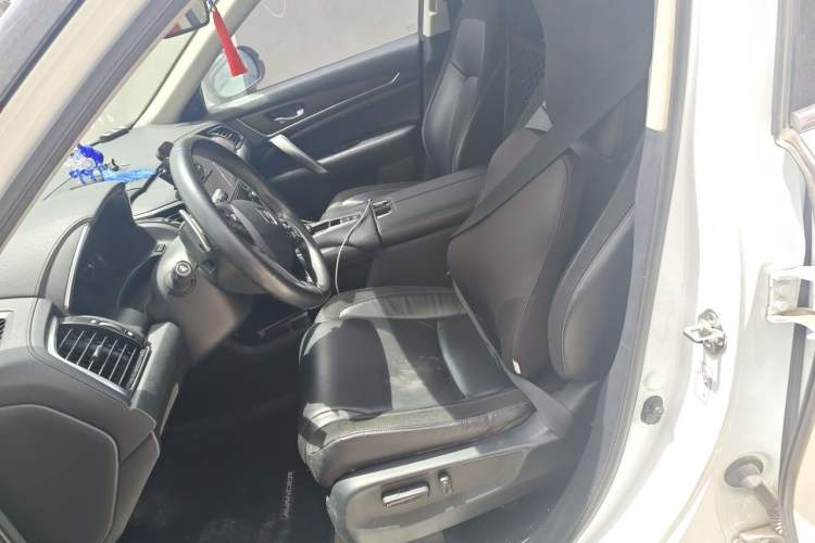 Used Honda Avancier 2017 240TURBO Two-Wheel Drive Premium Edition Left Front Seat