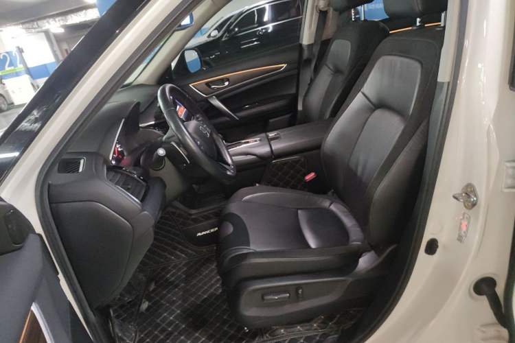 Used Honda Avancier 2017 240TURBO Two-Wheel Drive Premium Edition Left Front Seat