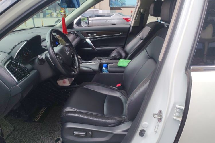 Used Honda Avancier 2017 240TURBO Two-Wheel Drive Premium Edition Left Front Seat