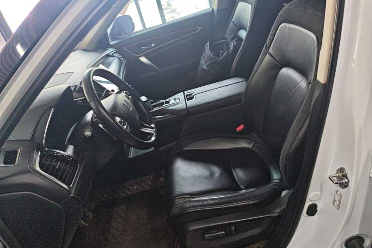 Used Honda Avancier 2017 240TURBO Two-Wheel Drive Premium Edition Left Front Seat