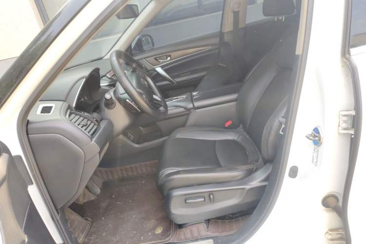 Used Honda Avancier 2017 240TURBO Two-Wheel Drive Premium Edition Left Front Seat