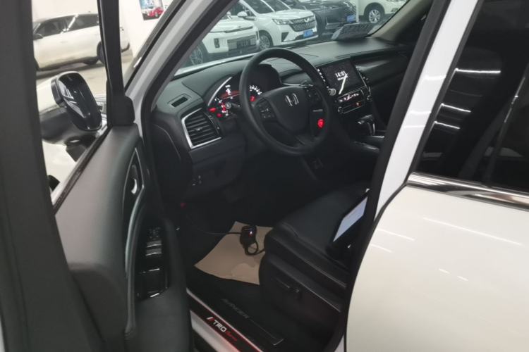 Used Honda Avancier 2017 240TURBO Two-Wheel Drive Premium Edition Left Front Seat