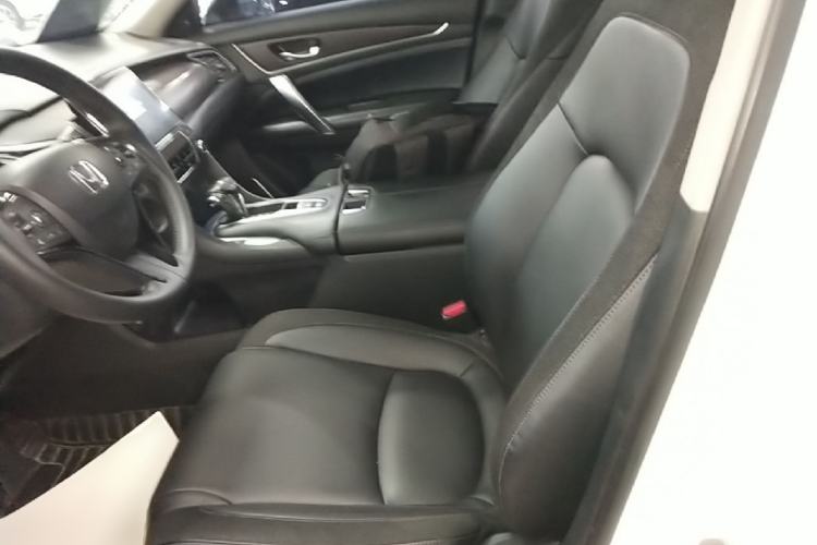Used Honda Avancier 2017 240TURBO Two-Wheel Drive Luxury Edition Left Front Seat