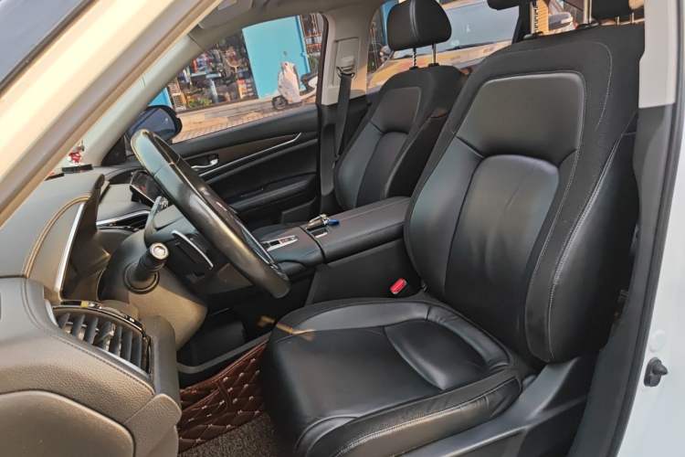 Used Honda Avancier 2017 240TURBO Two-Wheel Drive Luxury Edition Left Front Seat