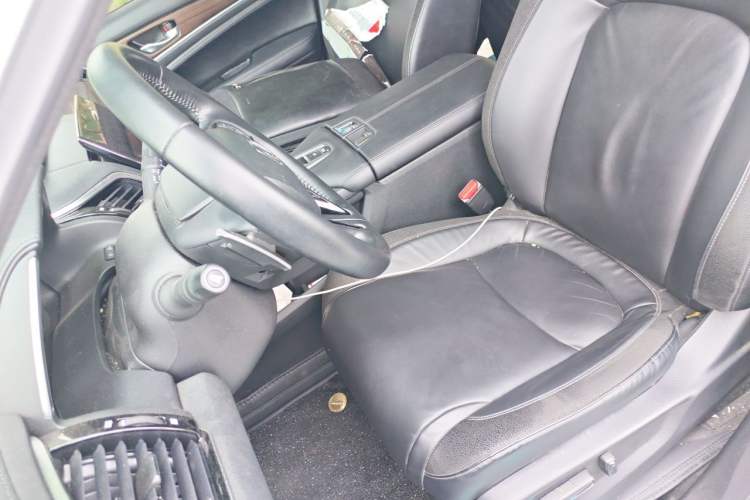 Used Honda Avancier 2017 240TURBO Two-Wheel Drive Luxury Edition Left Front Seat