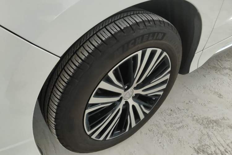 Used Honda Avancier 2017 370TURBO Four-Wheel Drive Supreme Edition Left Front Wheel Hub