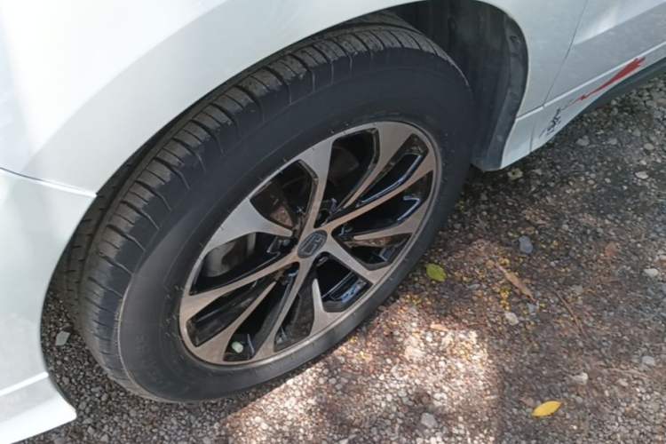 Used Honda Avancier 2017 240TURBO Two-Wheel Drive Premium Edition Left Front Wheel Hub
